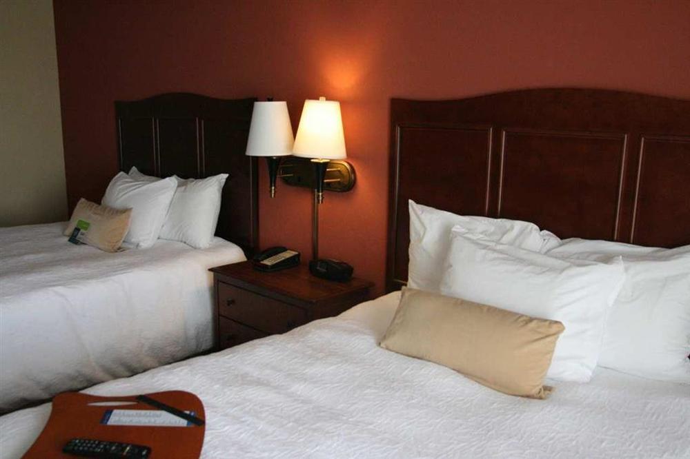 Hampton Inn Derby-Wichita Southeast Pokoj fotografie